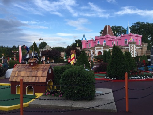 Par-King in the Chicago suburbs is the kitschy-est and coolest mini golf course on earth. I love this, omg.