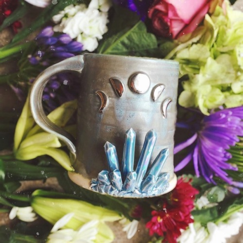 sosuperawesome:Moon and Crystal MugsDirt Works Ceramic on EtsySee our #Etsy or #Mugs tags