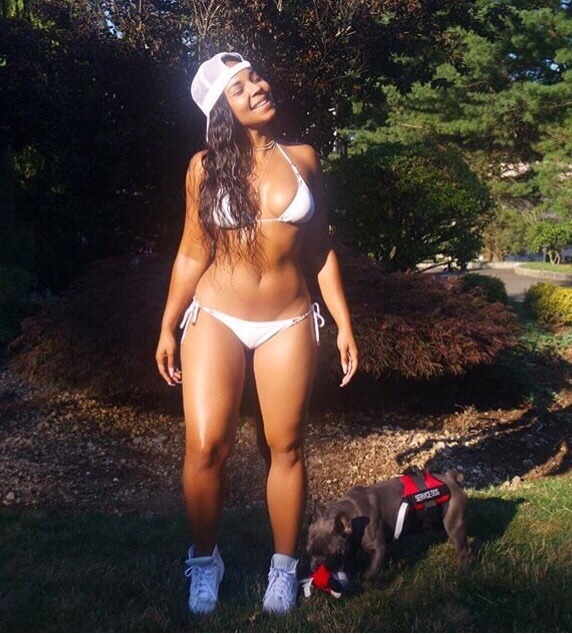 sykell103rd:  smoooveboyant360:  Ashanti♨️😰💦  😍😍😍😍😍
