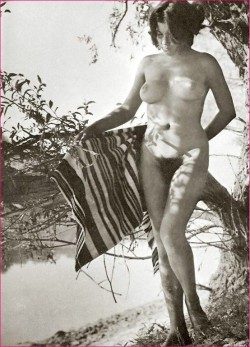 sunnysidenudistcamp:  Pay a visit to Sunnyside Nudist Camp http://sunnysidenudistcamp.tumblr.com 