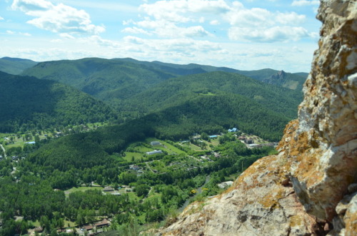 Wailing rock. And the views from it.