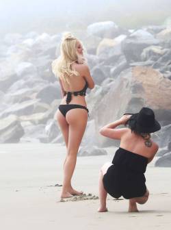 tapill:  GotCeleb: Ava Sambora – 138 Water Baes and Bikinis Photoshoot in Malibu