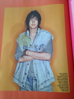 juliancasablancasfrenchkiss:OH YEAH!!! Today in “L’OFFICIEL Hommes Paris”  Julian Casablancas + The Voidz ❤️