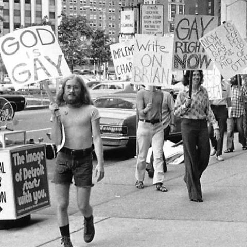 “GOD IS GAY” – “GAY RIGHTS NOW,” demonstrators picket on behalf of Bri