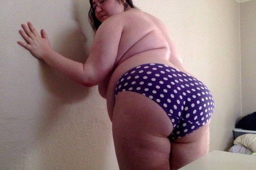 Sex thegoodhausfrau:  Polka Dots and Fuzzy Socks pictures