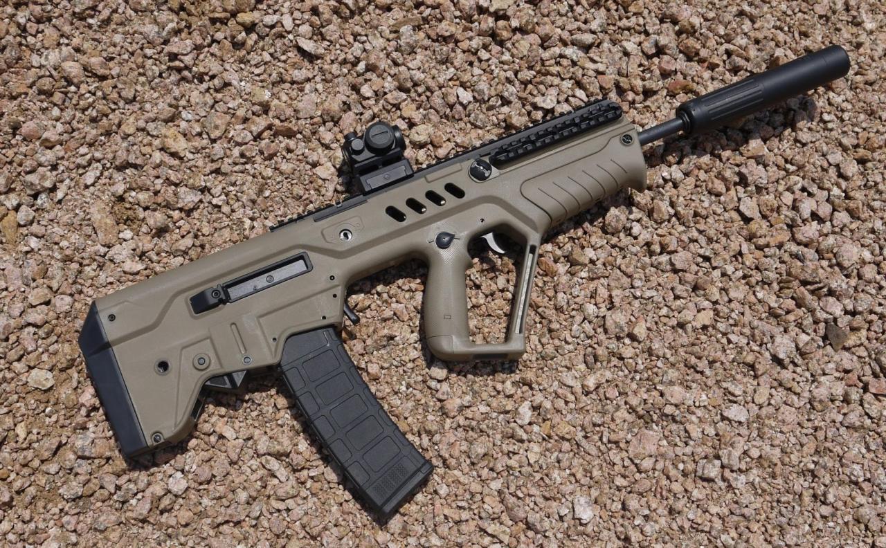 weaponslover:  IWI Tavor SAR with AAC 762-SDN-6 suppressor  