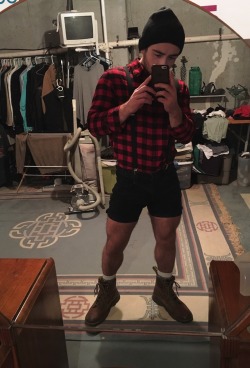 c0rphish:  So I decided to be a lumberjack