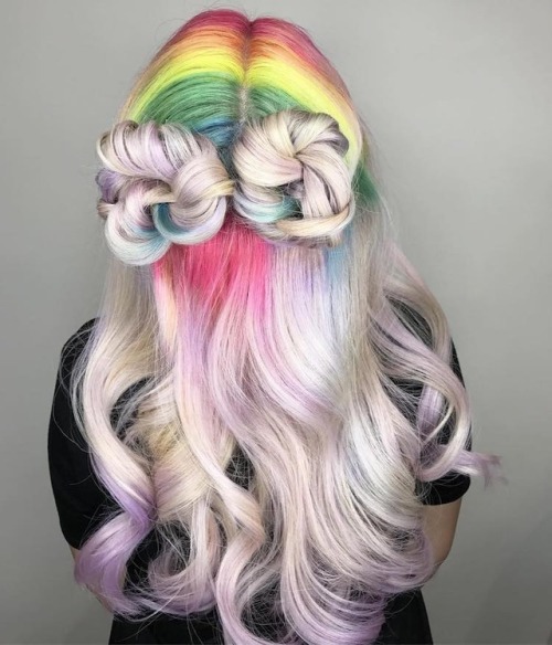 wilwheaton:mymodernmet:“Unicorn Hair” Trend is a Fantastical Way to Celebrate the Pastel Colors of S