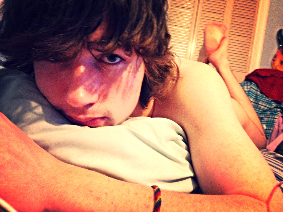 samwisethepooh:  It’s nakey time :3 Going to bed in the nude for the second time