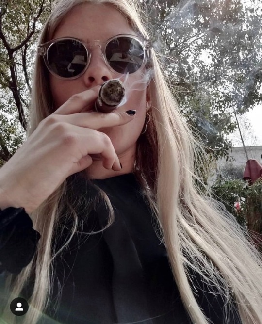 cigarcapnolagnia: