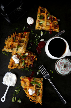 veganfoody:  Loaded Baked Potato Hash Brown Waffles  Oh my god