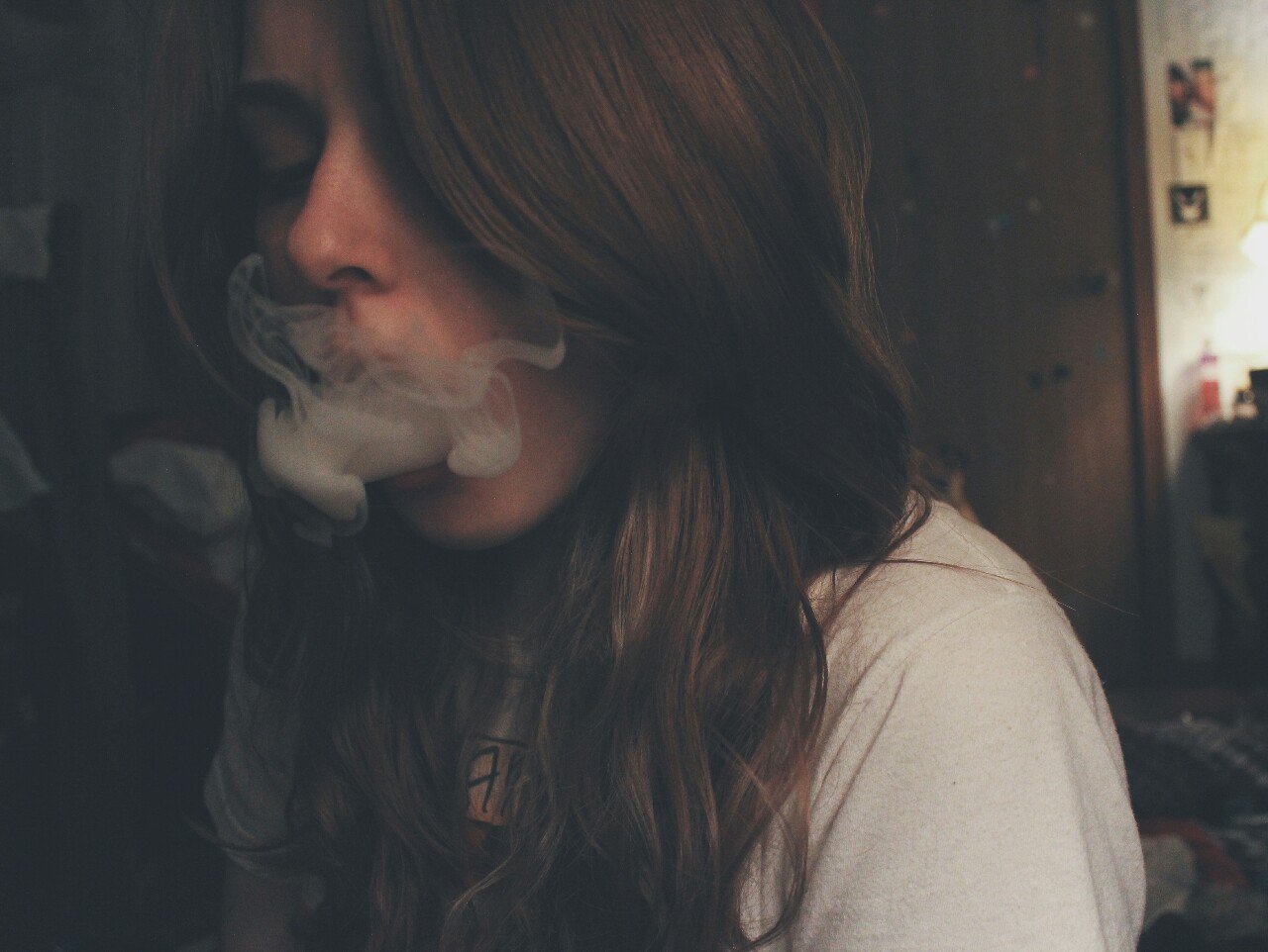 lil-misspuffit:  my hair flows as nicely as the smoke i mean for real