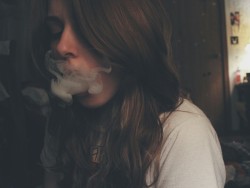 Lil-Misspuffit:  My Hair Flows As Nicely As The Smoke I Mean For Real