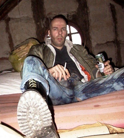 poz-skinhead-pig:  you look like fun fucker, i’l take that beer when your done