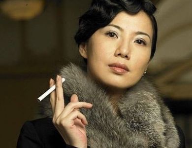 關秀媚 vs 龔玥菲