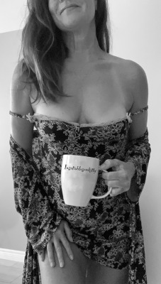 delightfulprincesoul:It’s been awhile since I submitted to you💋🖤Yes, too