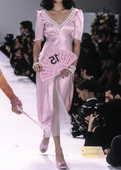 pret-a-porter:betsy johnson ss rtw 1997