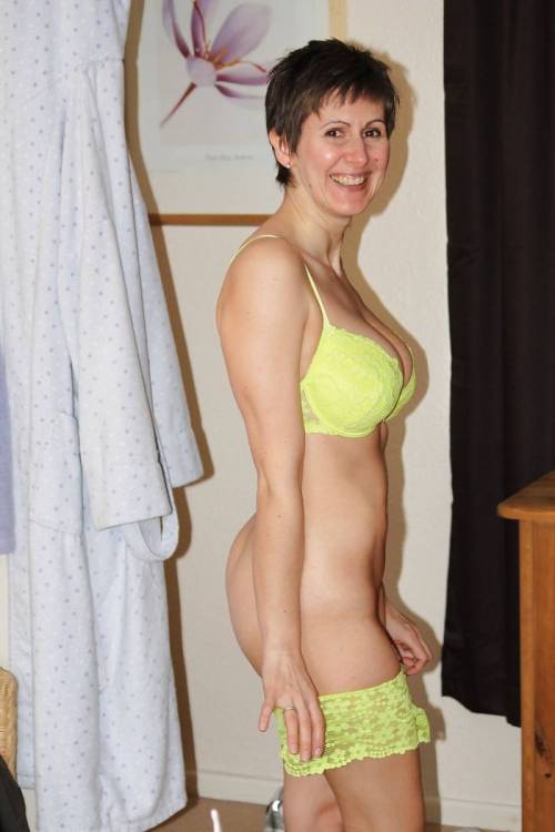 olderfoxes:This is Mrs Tyler (46)â€¦ porn pictures