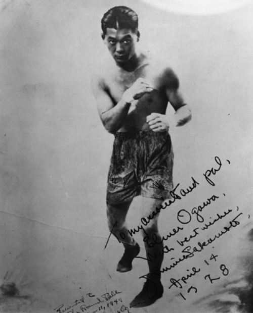 Photograph of Japanese American boxer Jimmie Sakamoto inscribed to Elmer Ogawa