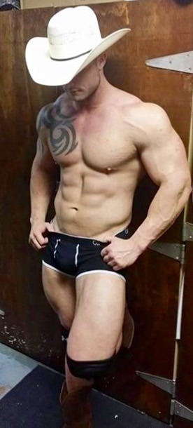phd-bullrider:  Nice thunder thighs cowboy! 