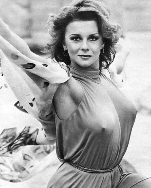 famous-pokies:Ann Margaret Vintage Pokies