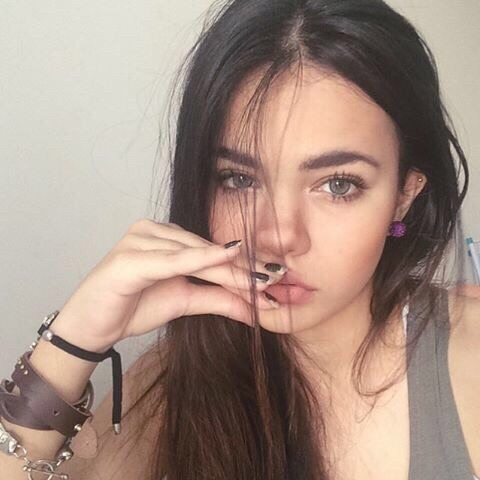 nicholas-ramirez:  Khloe (30 Photo)