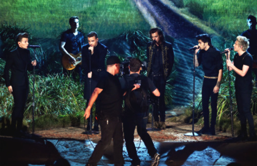 islandhunny:  The 2014 American Music Awards + 