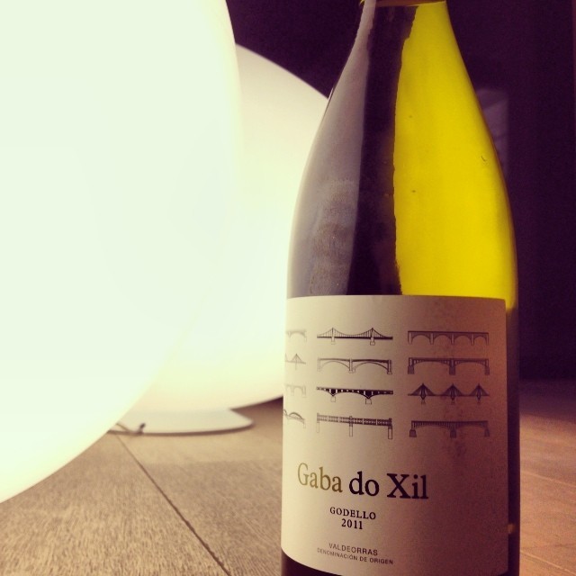 Apero time with #godello from Telmo Rodriguez! #spain #wine #wijn #valdeorras