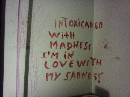 vannamarie123:  Me on We Heart It - http://weheartit.com/entry/103672800 