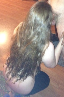 kimmaciousafterdark:  Yes, yes, this is a picture of me deepthroating cock, but LOOK HOW LONG MY GODDAMN HAIR WAS!!! I am not a small person and it is covering my entire upper half and part of my ass.  Jesus Christ