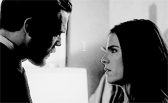 Secrets I have held in my heart Are harder to hide than I thoughtMaybe I just wanna be yours 