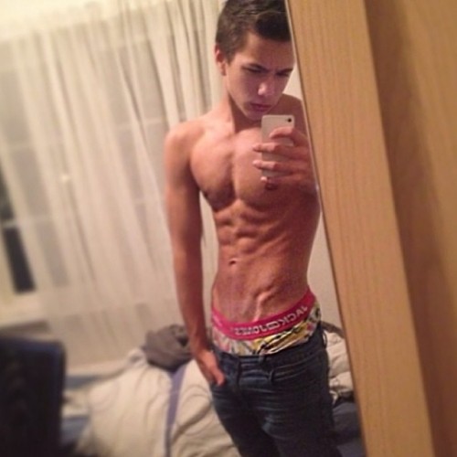 instaboys-europe:  @itsjonasfossum 