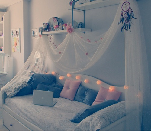 gretapocsai97:  Tumblr itt: We Heart It.