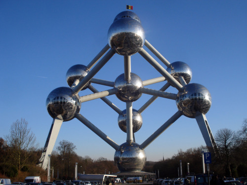 passius:  unicorn-meat-is-too-mainstream:      passius:  10 STRANGEST BUILDINGS IN THE WORLD THE WONDERWORKS BUILDING IN FLORIDA THE BASKET BUILDING IN OHIO THE MONTREAL BIOSPHERE IN CANADA RIPLEY’S BELIEVE IT OR NOT BUILDING IN CANADA BANKNOTE BUILDING
