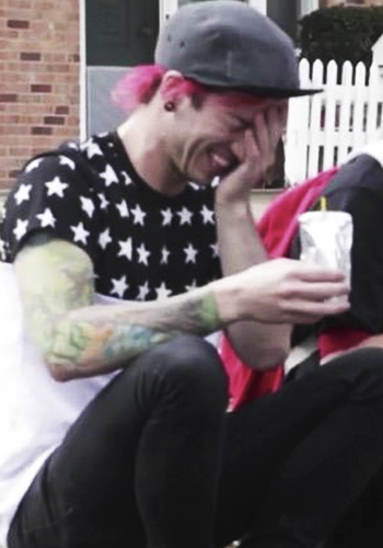stay-loww:  Favorite Josh Dun outfits