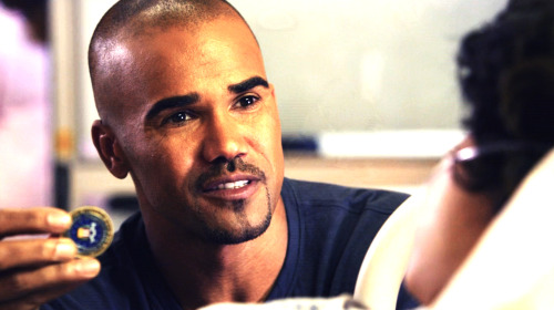 siobhan-martins:  willhalstud: 150 CHARACTERS ON TV. 2. Derek Morgan - criminal minds  No matter how awful you think it is, I promise you; you are not alone.