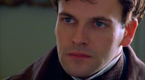 byrontobuffy:hable-con-ella:Jonny Lee Miller in “Byron”Wow clearly I need to watch this movie