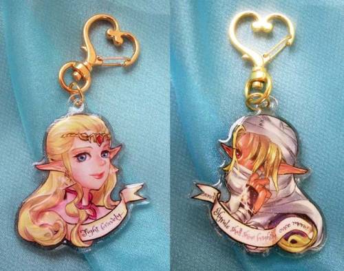 retrogamingblog:Link & Zelda Double-sided Charms made by YumeDarling