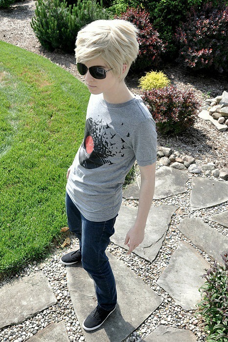gomugomugodhead:  MY SHIRT CAME IN THE MAIL IM SO HAPPY!!!!! ill be wearing this