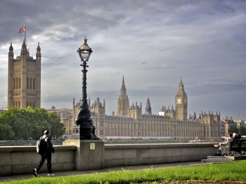 youcan-callmesir:  thesexpartners:  mbphotograph:  My personal favorite collection of London photos that I have taken over the years and that have already been posted to my blog. Much, much, more new London to come in the very near future =)  Follow