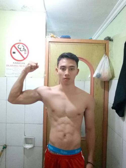 lakivssuami: nasmil:  Wow dia ni lagi….nice  Mantappp  