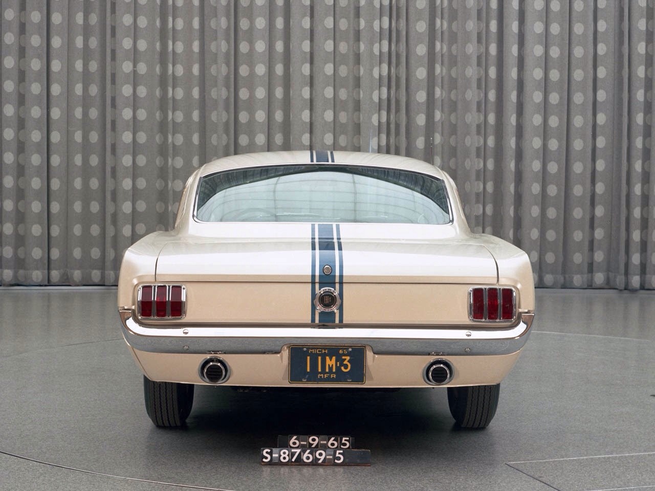 futuramobiles:  1964 Edsel Ford Mustang