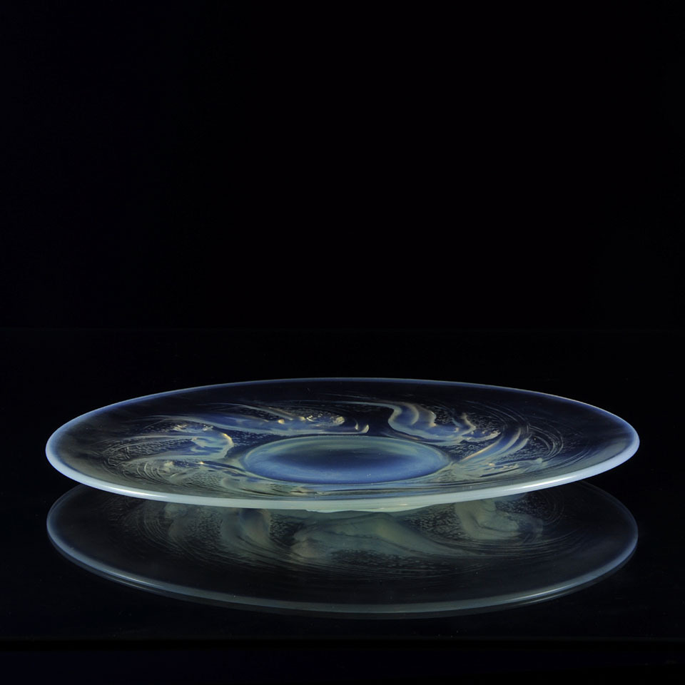artemisdreaming:   Ondines (Sea Nymphs) plateRené Lalique    