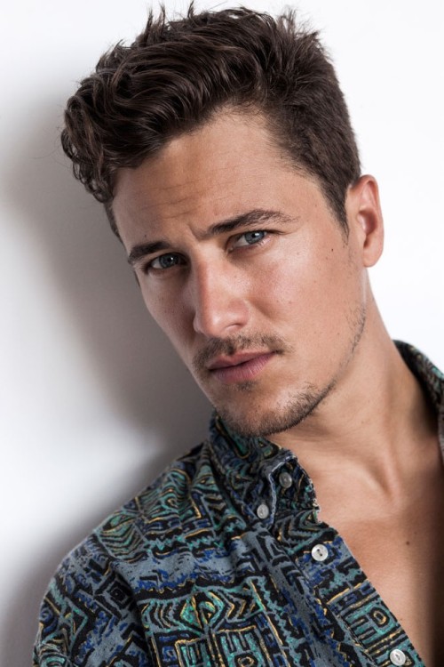 handsomemales:  jeremy santucci by gregory vaughan