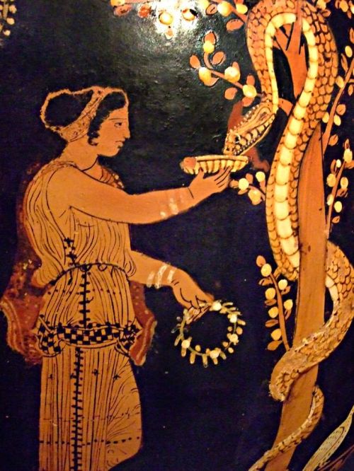 akalle:Oil Jar (lekythos) with the Garden of the Hesperides Greek made in Paestum South Italy 350-34