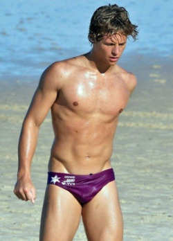 Lovemalestrippers:  Male Strippers: Collection-Hotties-In-Speedos-120122-1156-01