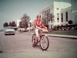 ridesabike: Grace Kelly rides a bike.