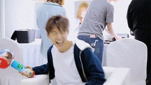 han-bin: excited puppy