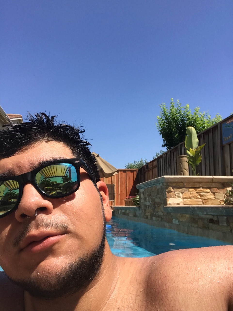 justcallmeelias:  Summer time baby!