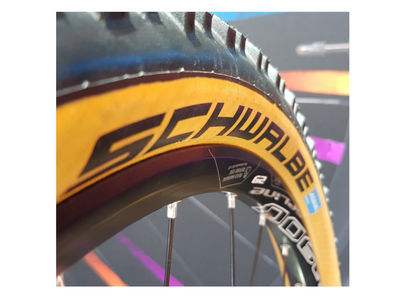 tsurun: (via SCHWALBE Tire Nobby Nic 29 x 2,25 ADDIX SpeedGrip EVO LiteSkin Classi)